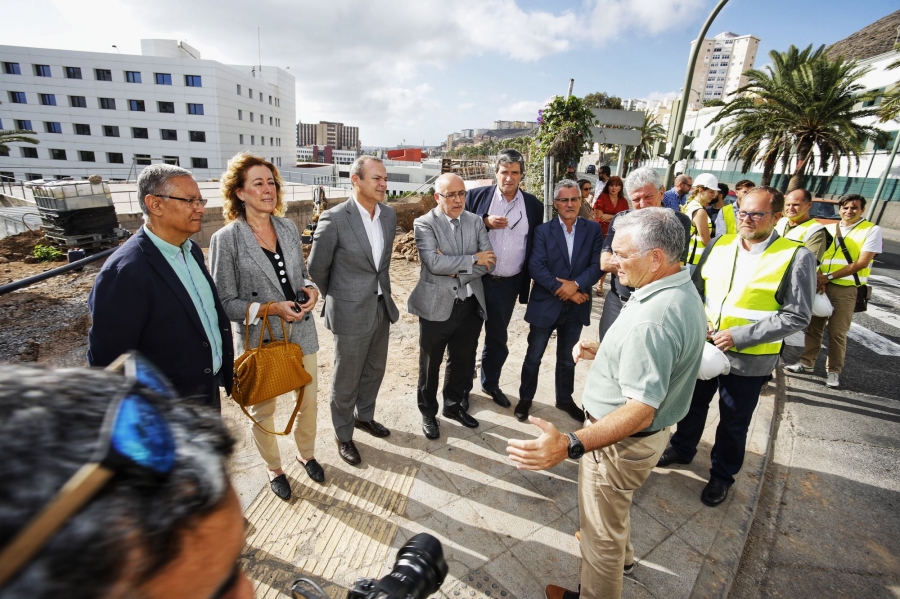 El Ayuntamiento avanza las obras de la MetroGuagua en el tramo del paseo Blas Cabrera Felipe