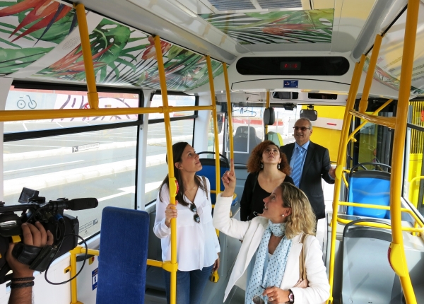 Guaguas Municipales promociona la campaña cultural ‘Transporte Vivo’ a través de la iniciativa artística ‘WallPeople’ en sus vehículos 