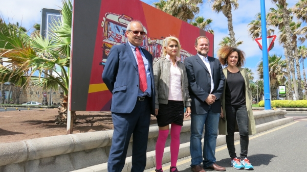 Guaguas Municipales promociona la iniciativa cultural ‘WallPeople’ a través de una exposición itinerante de arte urbano en sus vehículos 